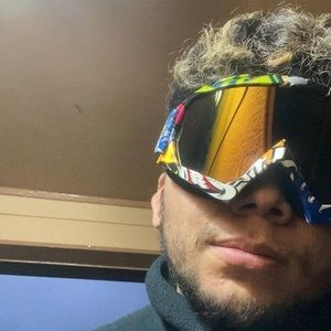 Meet your Posher, Hector